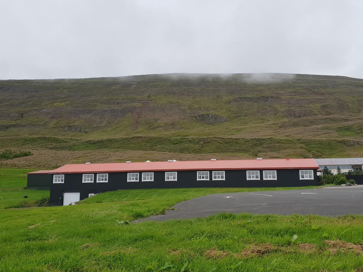 Hótel Sveinbjarnargerdi Svalbarthseyri Exterior foto